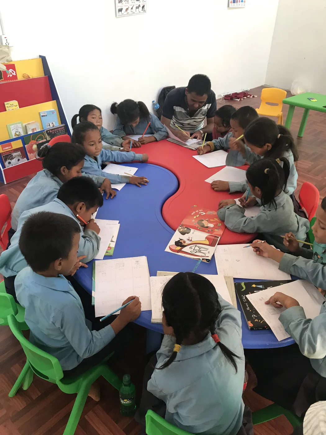 Teaching a programming workshop to children